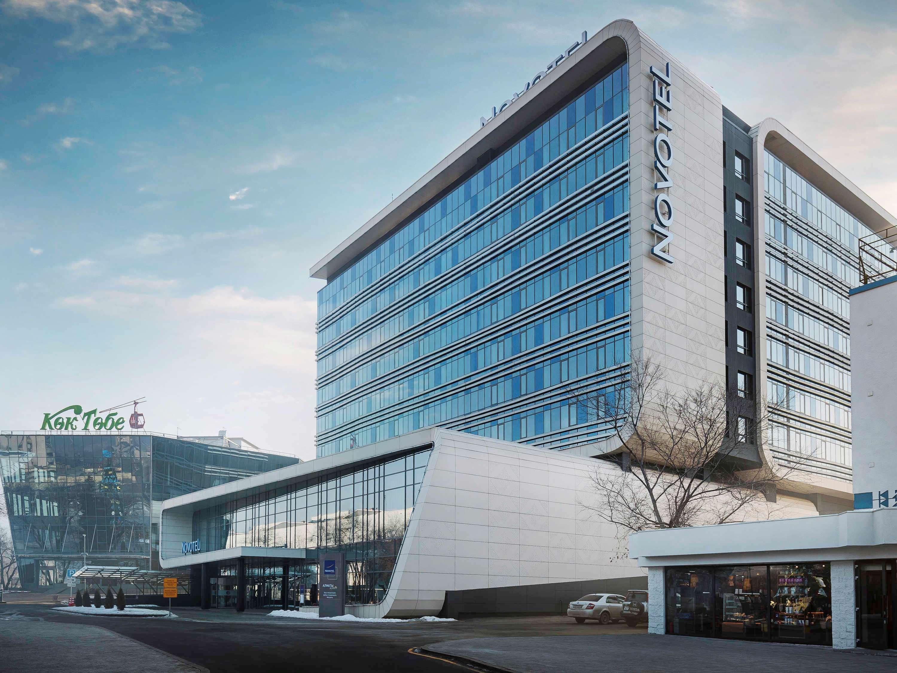 Novotel Center 4* Алматы