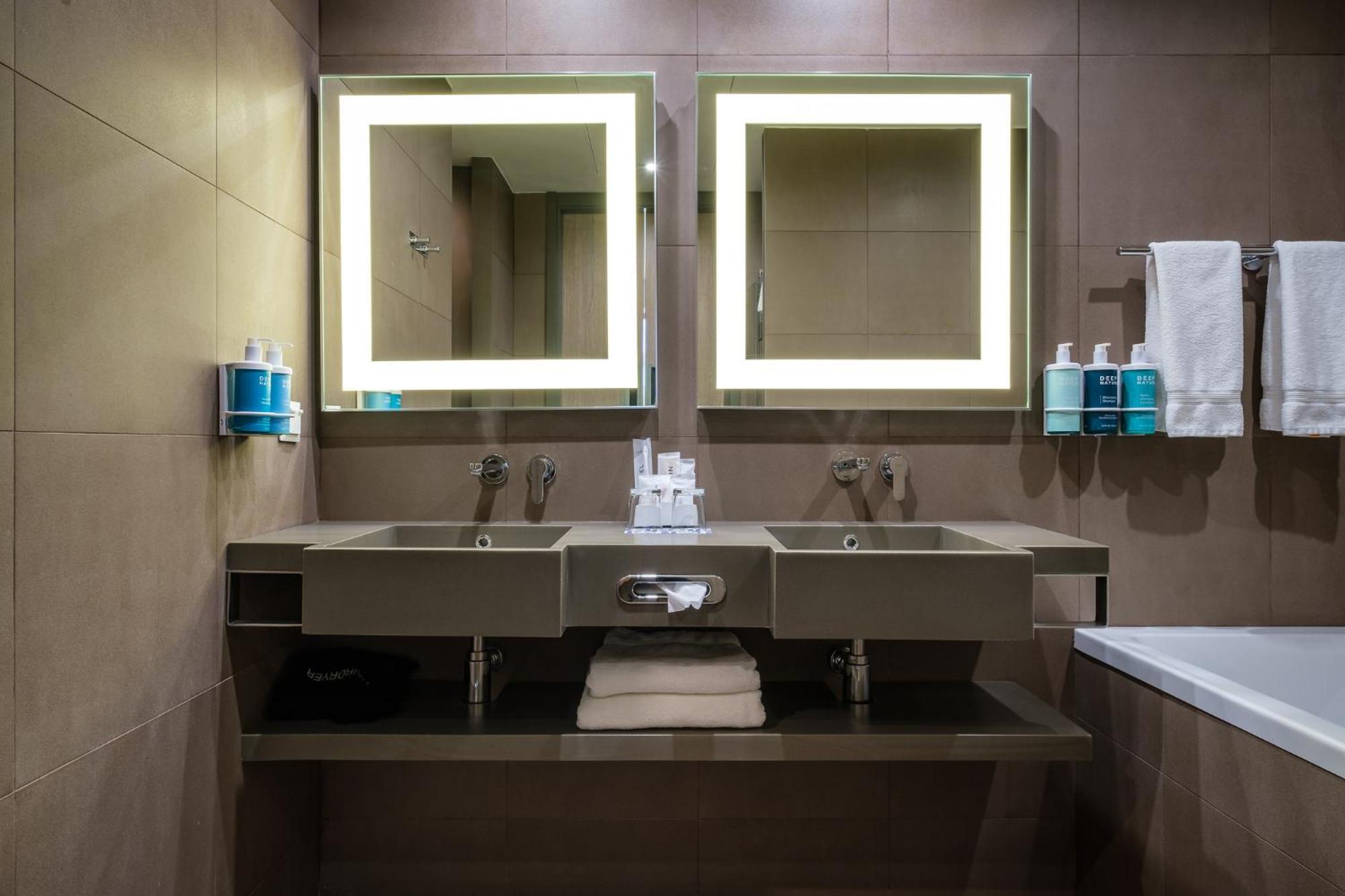 Novotel Center Отель