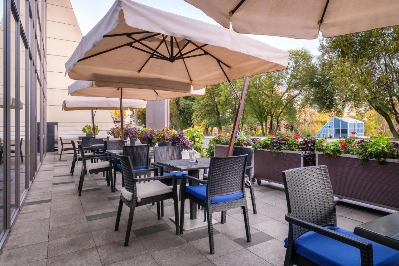 Otel Novotel Center Almatı