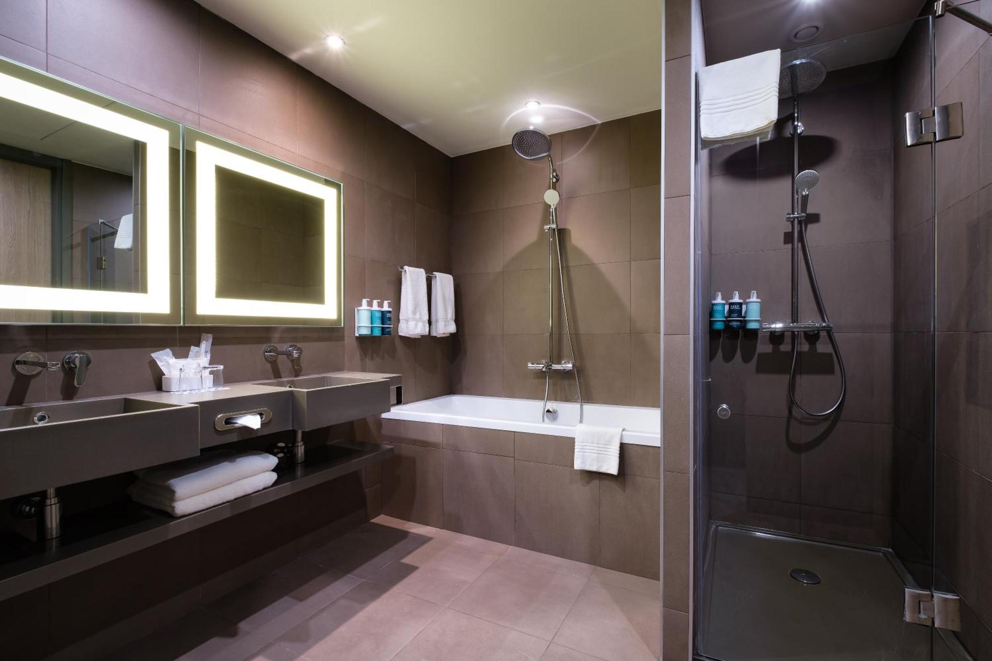 Otel Novotel Center 4*