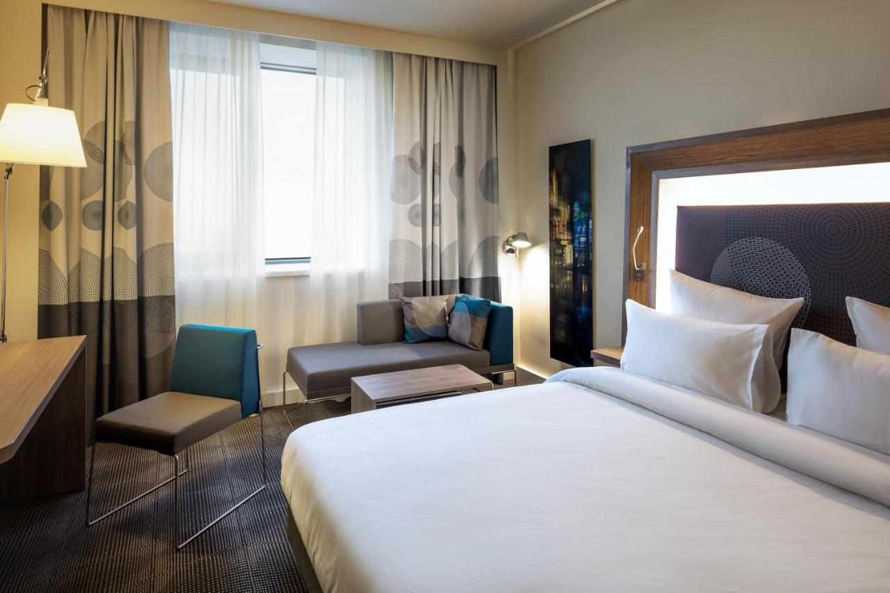 Novotel Center 4* Almatı